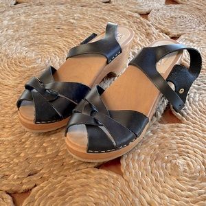 Maguba Clogs of Sweden, Black Sandal Clogs